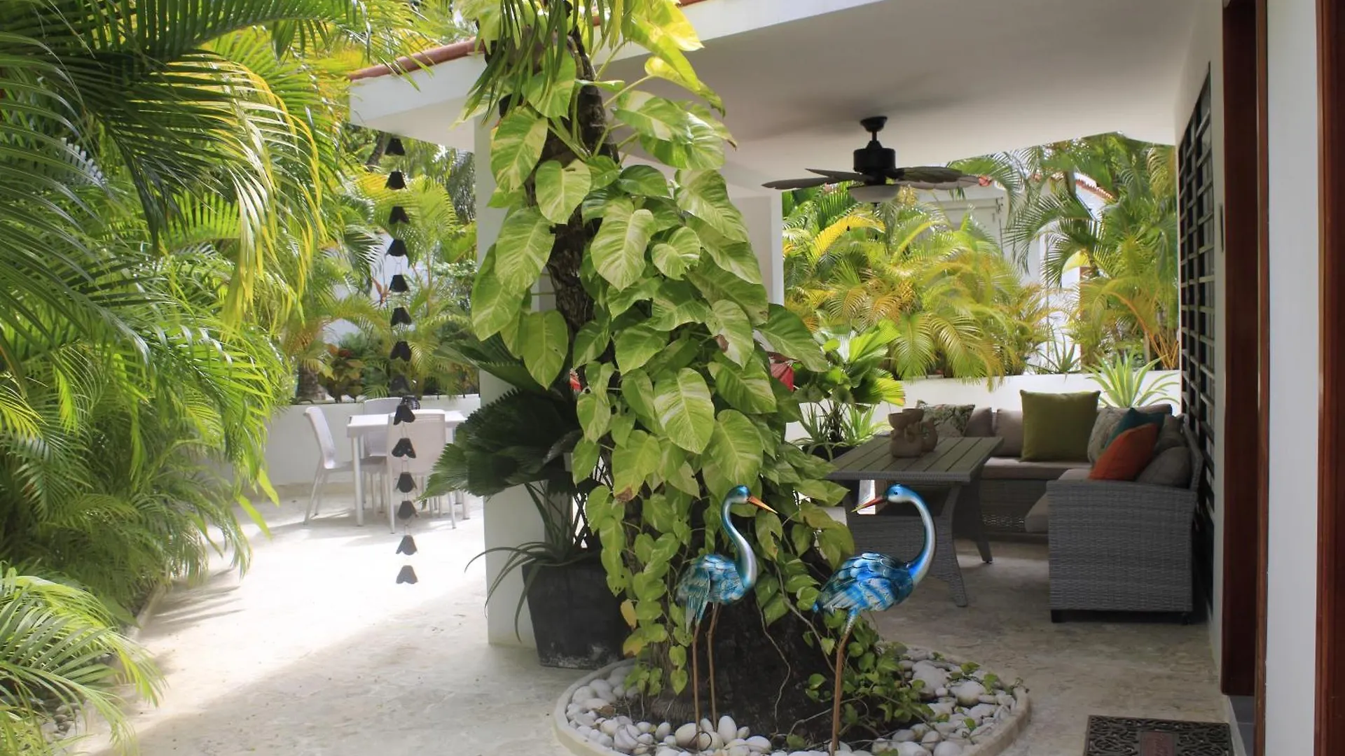 Private Pool, With Access To Beach Club, Vsandra, 2Br بونتا كانا شقة
